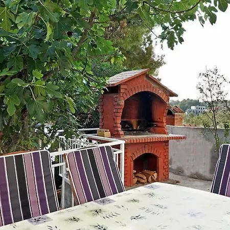 L&a * Grebaštica